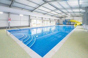 Cabin | Pool