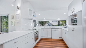 Fridge, microwave, oven, dishwasher - 9 Naiad Court - Rainbow Shores. Pool. Walk to beach. (Rainbow Beach)