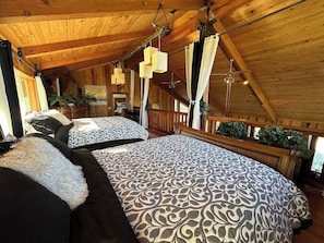 5 Schlafzimmer, Bügeleisen/Bügelbrett