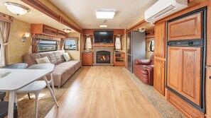 Basic Room, 1 Bedroom (VIP Caravan) | Free WiFi
