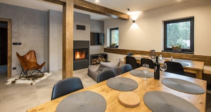 Mountain Chalet Lbh027