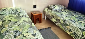 Basic Double or Twin Room - Moonsong Backpackers (Plettenberg Bay)