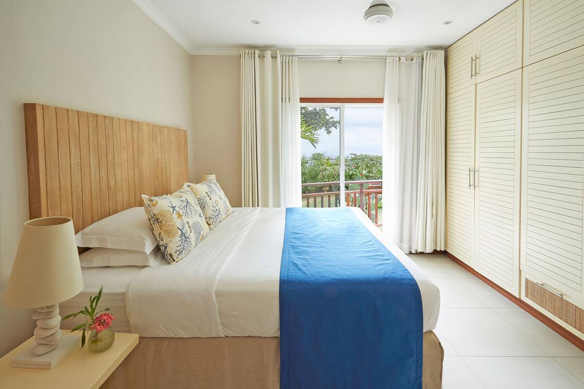 Luxury Apartment | Premium bedding, pillow-top beds, in-room safe, soundproofing