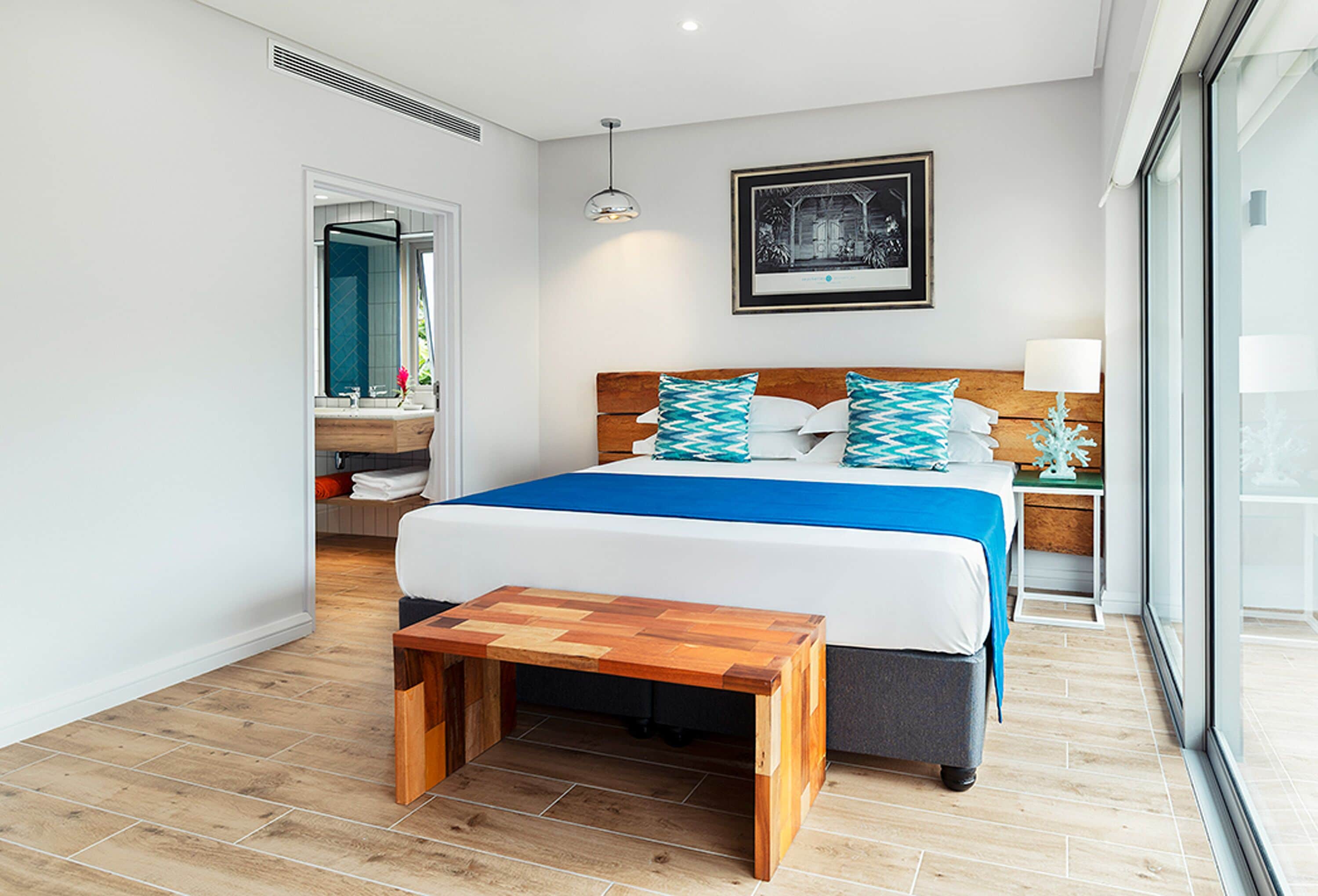 クラシック アパートメント | 高級寝具、ピロートップベッド、セーフティボックス (室内)、防音設備