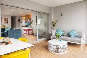 Terrace/patio - Sables d'Or Luxury Apartments (Mahé Island)