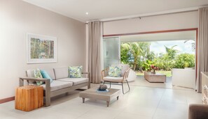 35-inch LED TV with cable channels - Sables d'Or Luxury Apartments (Mahé Island)