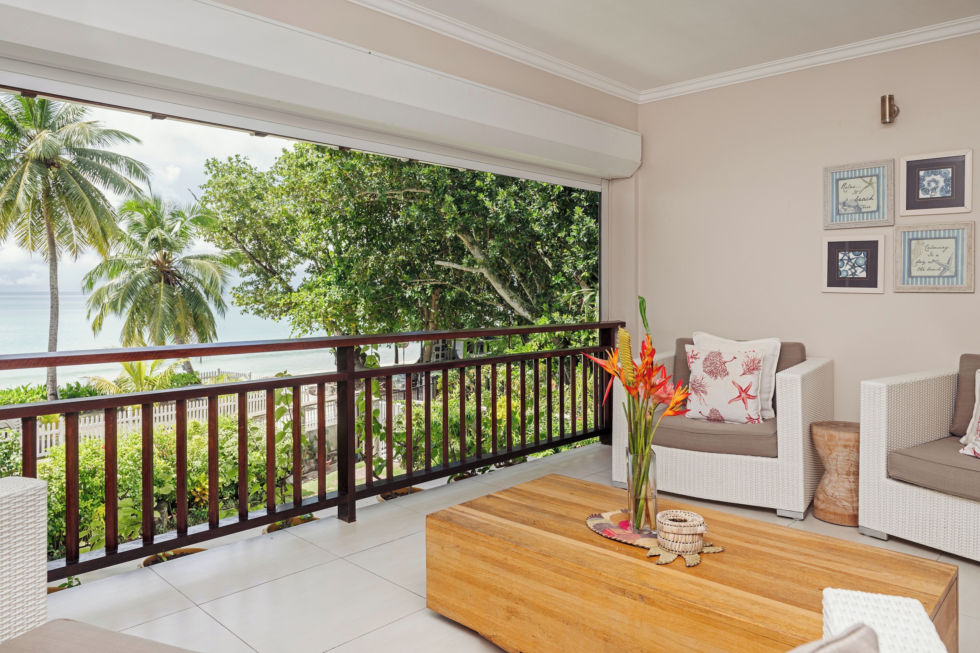 Luxury Apartment 2 Bedrooms | Living area | 35-inch LED TV with cable channels