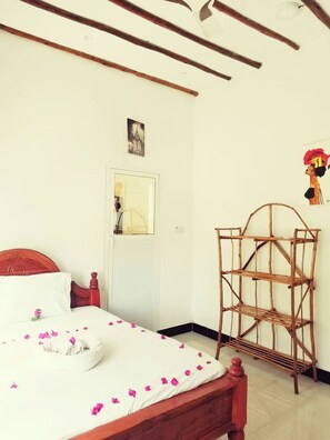 Room, 1 Bedroom, Smoking, Balcony | 1 bedroom
