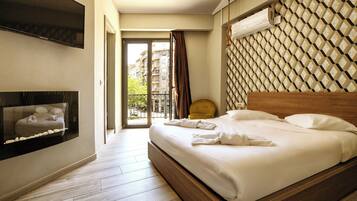 Superior room with balcony | Schreibtisch, Bügeleisen/Bügelbrett, kostenloses WLAN, Bettwäsche