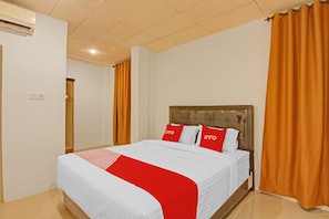 Deluxe Double Room | Ruang kerja komputer riba, Wi-fi percuma, cadar katil 