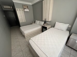 Standard-Zweibettzimmer, Stadtblick