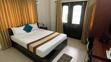 9 chambres, Wi-Fi, draps fournis