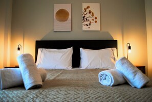 2 chambres, fer et planche à repasser, accès au Wi-Fi (inclus)