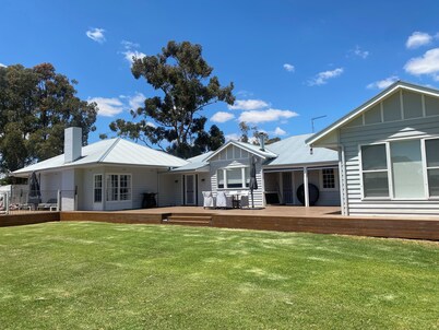 Tillbaka - Inland Retreat - Koppamurra