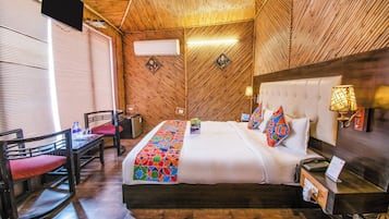 Rom – premium | 1 soverom, safe på rommet, individuelt dekorert og individuelt innredet