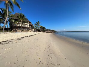 Front of property - Mwazaro Beach Lodge (Shimoni)