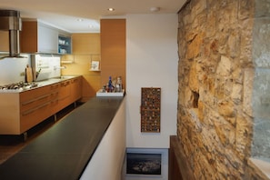 Refrigerador, horno, parrilla de estufa y lavavajillas 