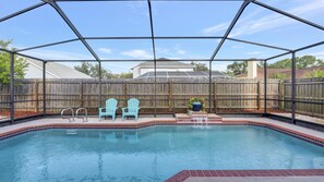 A heated pool - Stunning Heated Pool House for 10 in Brandon, FL (Brandon)