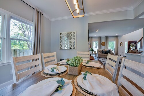 Bama Farmhouse - Beautiful Pool Area!