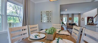 Bama Farmhouse - Beautiful Pool Area!