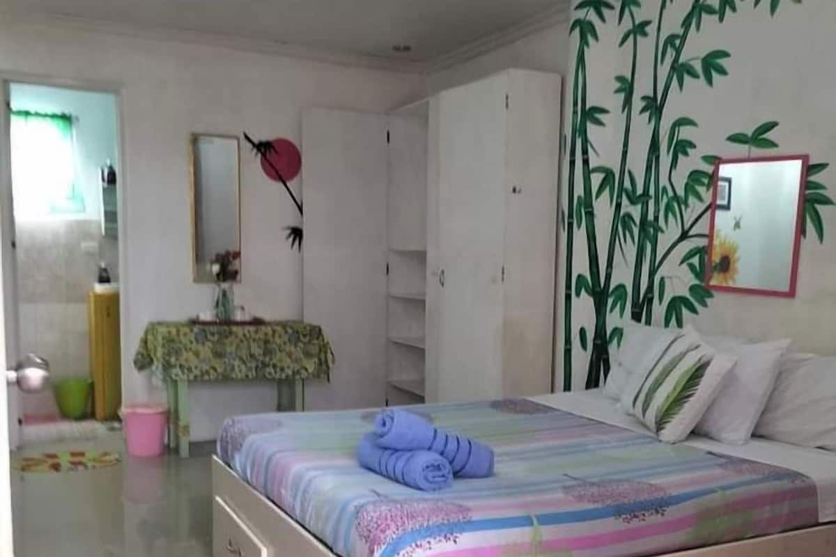Luxury Twin Room | 1 bedroom, premium bedding, pillowtop beds, rollaway beds