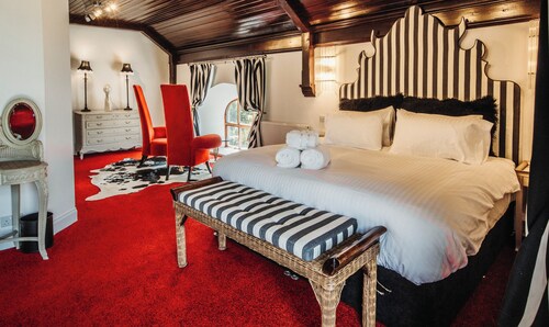 The Old Church. Two bedroom property with sea views and luxurious interiors. 