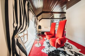 2 slaapkamers, een strijkplank/strijkijzer, wifi, beddengoed