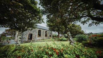 Enceinte de lâhĂ©bergement