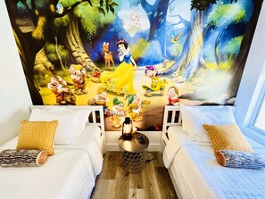 6 Schlafzimmer, Bügeleisen/Bügelbrett, Reisekinderbett, kostenloses WLAN