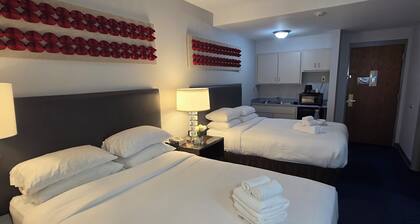 Illini Inn & Suites Hotel - Rantoul/Gifford/Champaign/Urbana