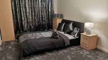 1 bedroom, iron/ironing board, WiFi, bed sheets