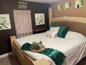 4 habitaciones, tabla de planchar con plancha, wifi y ropa de cama 