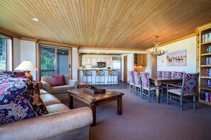 Interior - CX121 | Updated Kitchen | Views | Ski In/Out | Winter Shuttle | Hot Tub | Pool (Steamboat Springs)