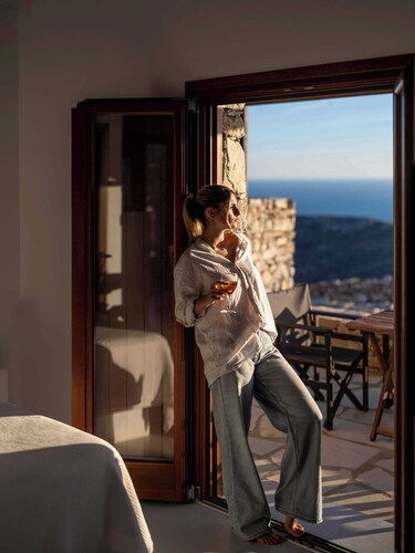 Folegandros Moniasma Serenity - Livadaki Sunny Gem