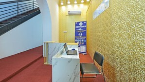 Reception - SPOT ON 90850 Ehsan Travels Home  Kl (Kuala Lumpur)