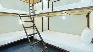 Shared Dormitory, Men only | Free WiFi, bed sheets - SPOT ON 90850 Ehsan Travels Home  Kl (Kuala Lumpur)