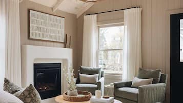 TV connectée, cheminée