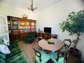 Interior - MAISON '900 ANCIENT CHARMING APT IN ROME (Roma)