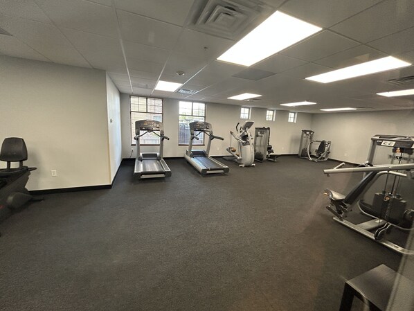Fitness facility - Cozy Bridge Bay Cabin with Private Back yard (Arnolds Park)
