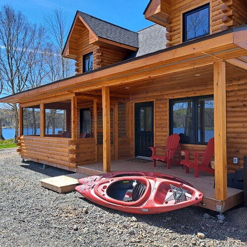 Homesteader Lodge - Lochaber Lake Lodges