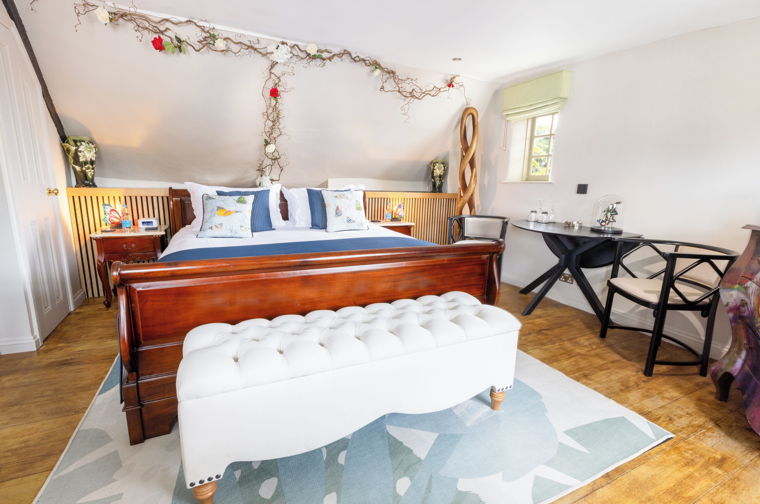 Luxury Double Room | Premium bedding, pillow-top beds, minibar, in-room safe