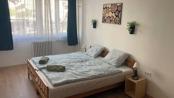 2 bedrooms, WiFi, bed sheets