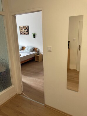 2 bedrooms, WiFi, bed sheets