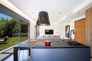 Smart-TV, Stereoanlage