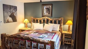 Studio | Free WiFi - Fawn Valley Inn: 272 Condo (Estes Park)