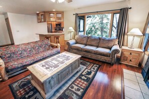 Cabin, 1 Bedroom | Living area - Sunnyside Knoll: 6 1 Bedroom Cabin (Estes Park)