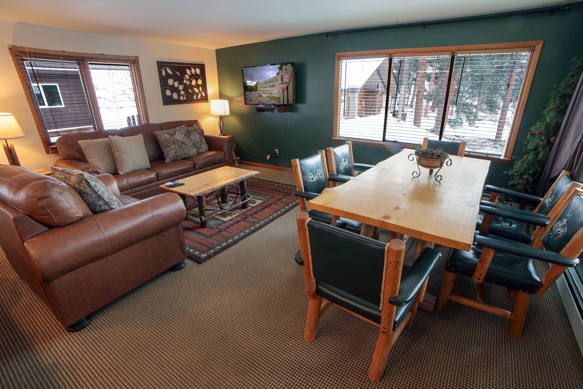 Chalet, 3 Bedrooms | Living area