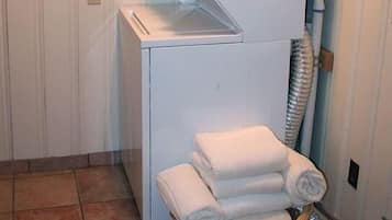 Chalet, 3 kamar tidur | Laundry