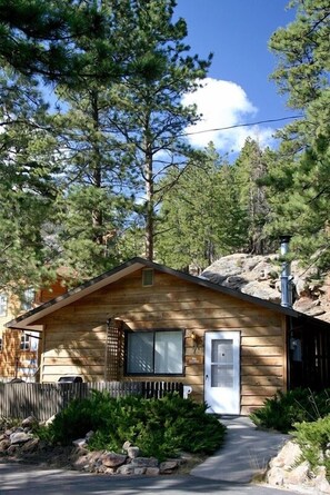 Cabin, 2 Bedrooms | Exterior - Timber Creek Chalets: 7 2 Bedroom Cabin (Estes Park)