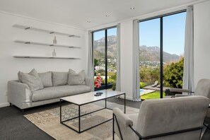 Luxury-Villa | 3 Schlafzimmer, Zimmersafe, Schreibtisch, laptopgeeigneter Arbeitsplatz